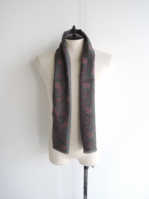 新品未使用 【エンジニアードガーメンツ】 小紋柄ストール ENGINEERED GARMENTS (エンジニアードガーメンツ) Button Shawl -Poly